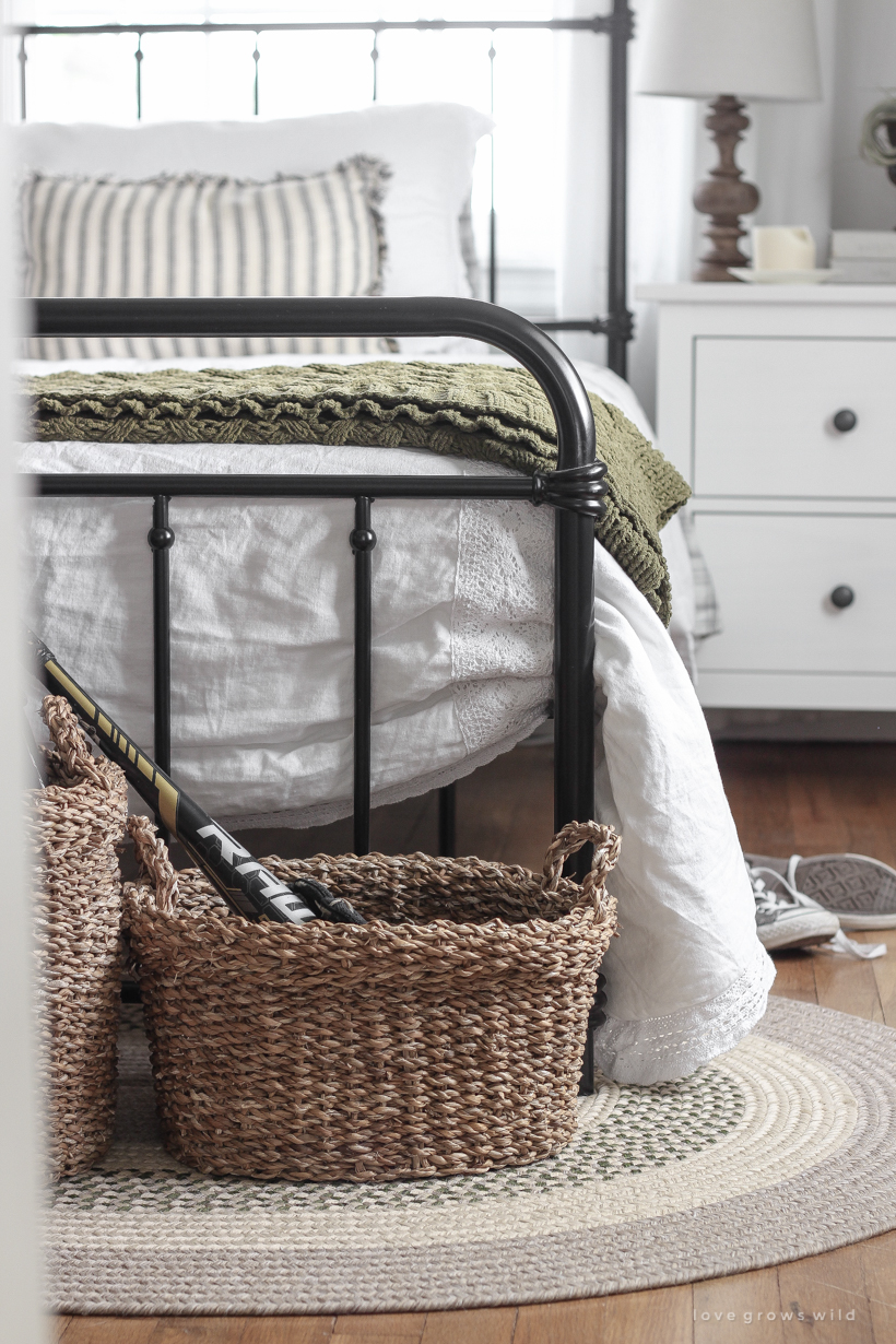 This teenage boy's bedroom is just the right mixture of masculine, simple and cozy. 