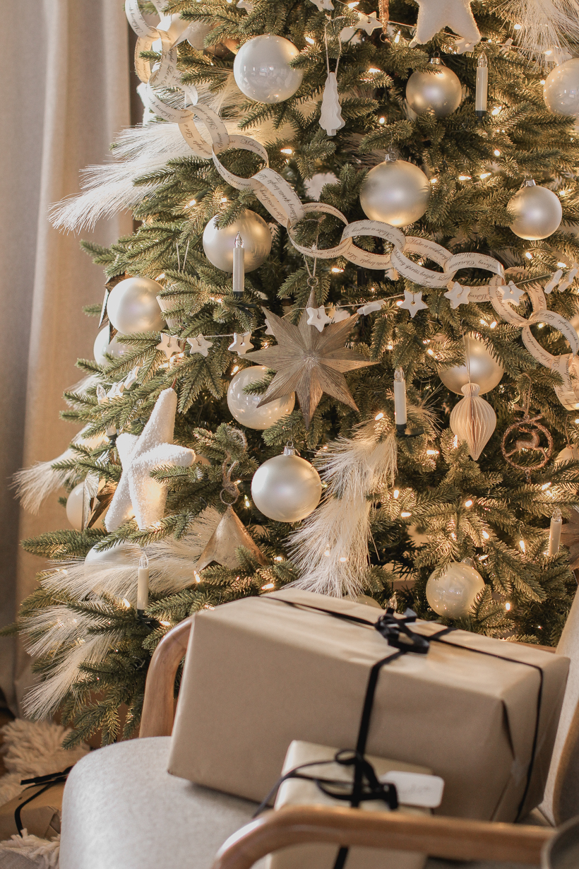 A beautiful living room dressed for the holidays by home blogger and interior decorator Liz Fourez