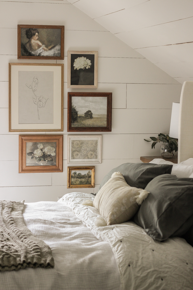 Interior decorator and home blogger Liz Fourez shares tips for creating a vintage style gallery wall that looks perfectly collected over time