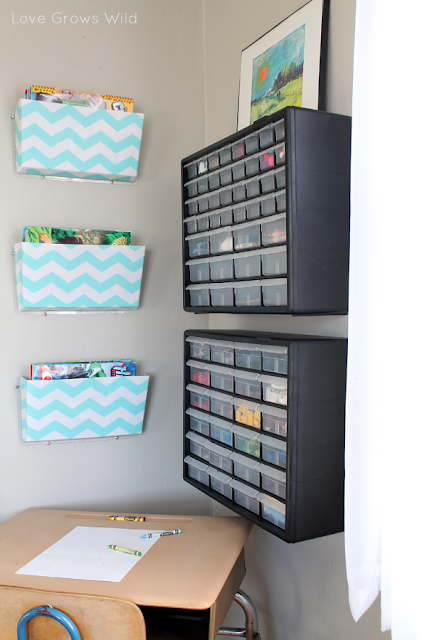 Kid's Playroom Makeover with lots of organizing tips and decor ideas! #playroom #kids #decor